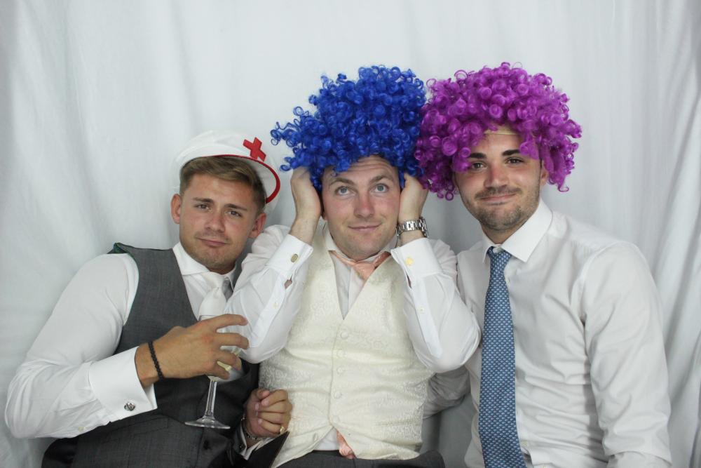 Laura & Oliver | View more photos from the event at gallery.myphotoboothexperience.co.uk/u/MyPhotoBoothExperienceLtd/Laura-Oliver